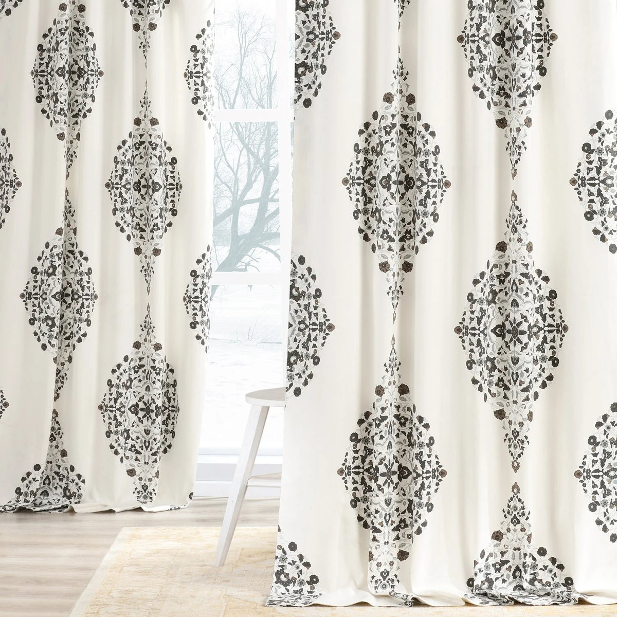 Medallion Damask Printed Cotton Room Darkening Curtain Panel, 1 Piece