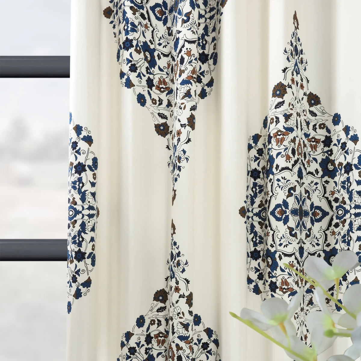 Medallion Damask Printed Cotton Room Darkening Curtain Panel, 1 Piece